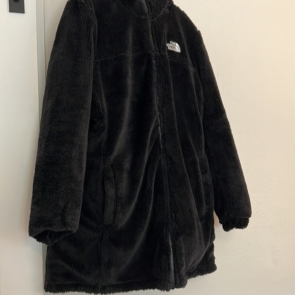 The North Face Reversible Puffer Jacket - Picture 9 of 9